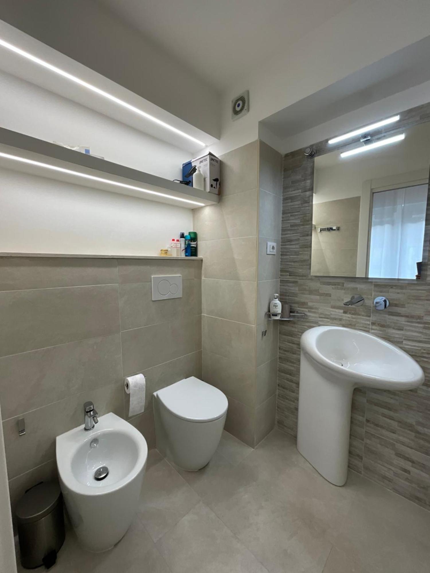 Appartamento Bilocale San Giovanni Design Apartament Roma Esterno foto