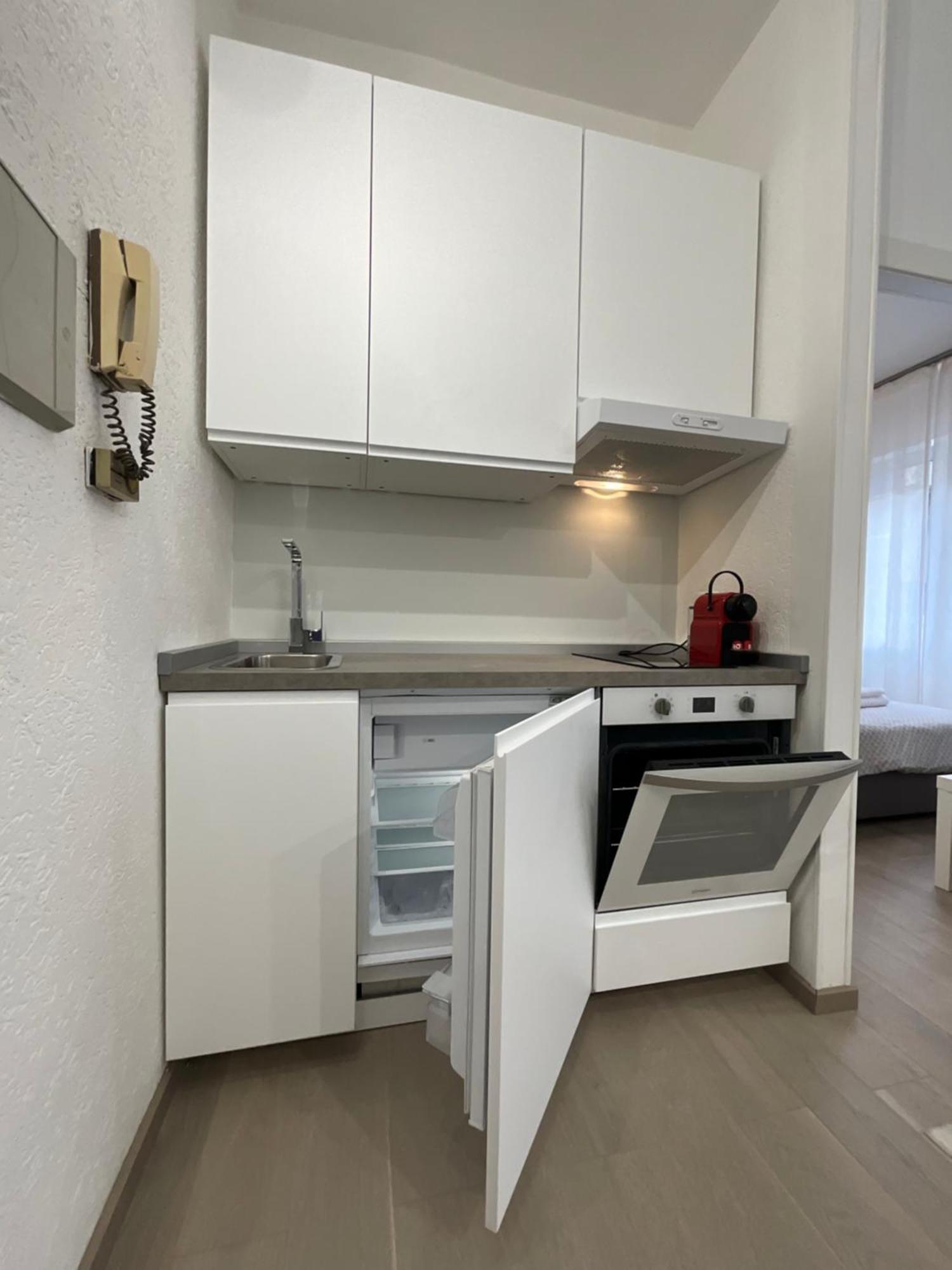 Appartamento Bilocale San Giovanni Design Apartament Roma Esterno foto